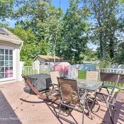 18 Brookside Dr, Howell, NJ 07731