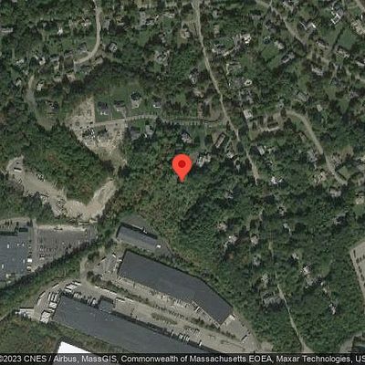 18 Hedgerow Ln, Westwood, MA 02090