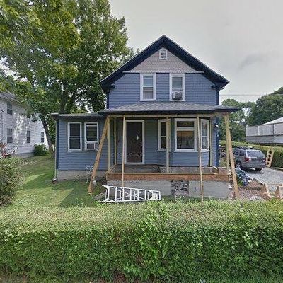 181 Center Ave, Middletown, RI 02842