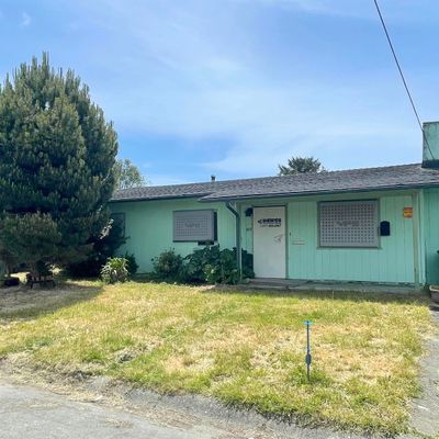 1813 Stromberg Ave, Arcata, CA 95521