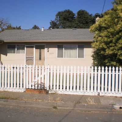 1828 Rosewood Dr, Santa Rosa, CA 95407