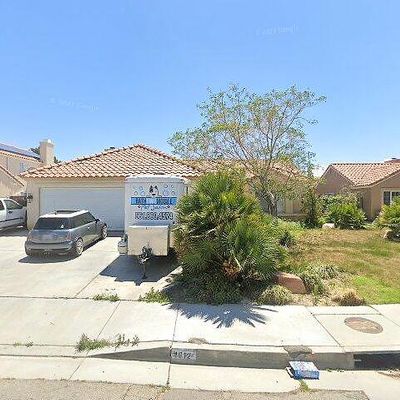 1512 Kings Rd, Palmdale, CA 93551