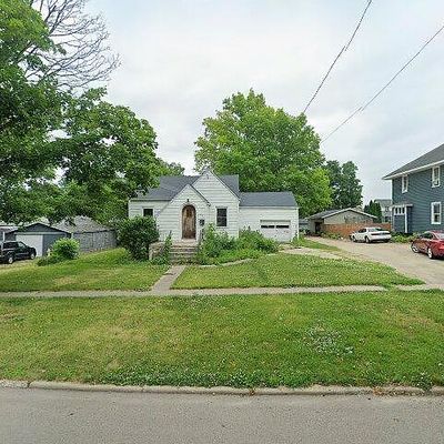 207 N Seminary Ave, Mount Morris, IL 61054