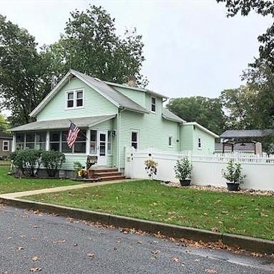 21 First St, Old Bridge, NJ 08857