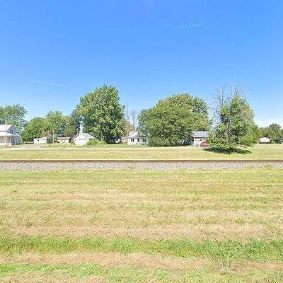 210 S Chestnut St, Bardolph, IL 61416