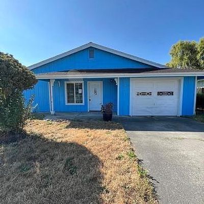 2163 Jenny Ln, Fortuna, CA 95540