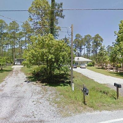 217 Oakcrest Dr, Freeport, FL 32439