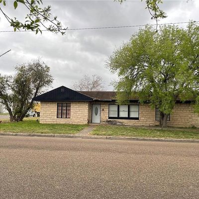 219 East St, La Feria, TX 78559