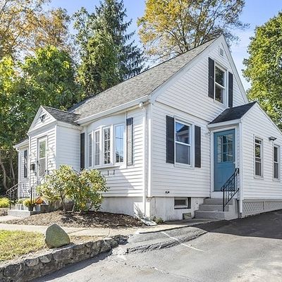 22 Pleasant St, Uxbridge, MA 01569