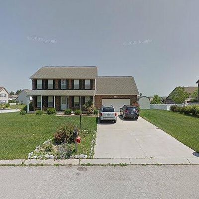 2207 Bernays Dr, York, PA 17404