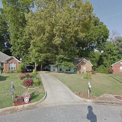 1953 Tara Dr, Prattville, AL 36066