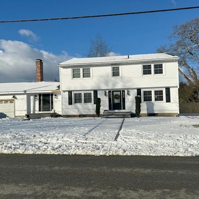 20 Mountain Laurel Dr, Cranston, RI 02920