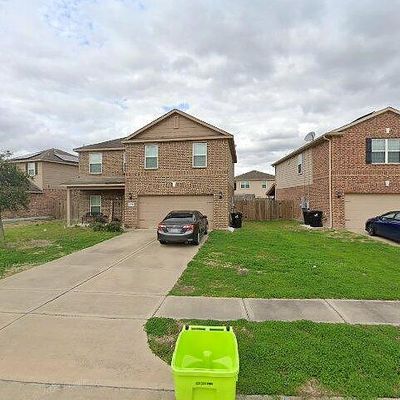 2011 Beach Bluff Rd, Richmond, TX 77469