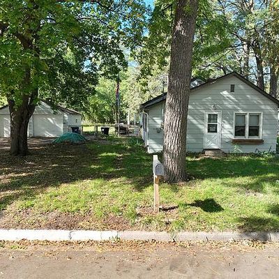 2530 14 Th Ave Nw, Saint Paul, MN 55112