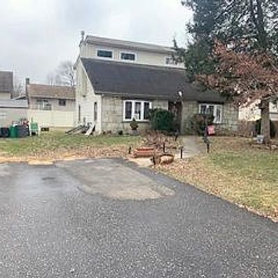 260 Monmouth Ave, West Deptford, NJ 08086