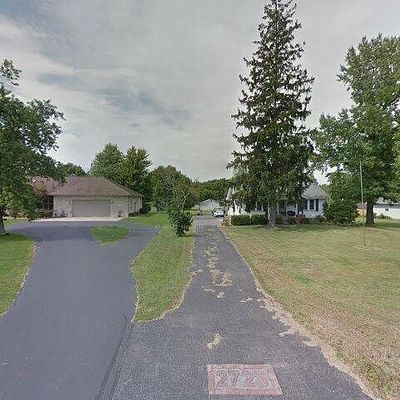 2729 S Taylor Rd, Decatur, IL 62521