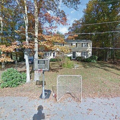 28 Candlewood Dr, Andover, MA 01810