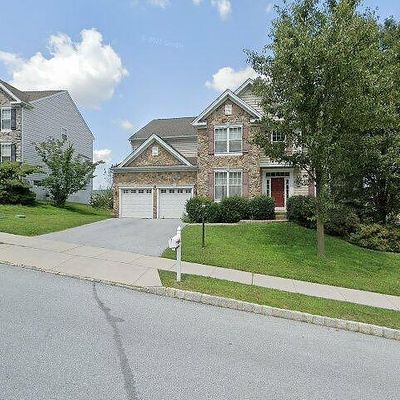 2820 Westerham Rd, Downingtown, PA 19335