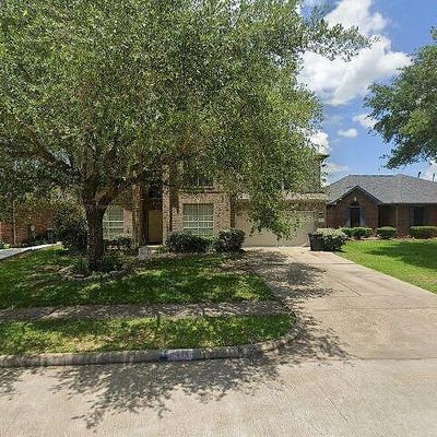 2314 S Beverly Cir, Stafford, TX 77477