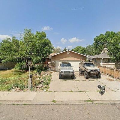 2327 Meadow St, Longmont, CO 80501