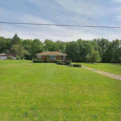 2382 Warren Burton Rd, Southington, OH 44470