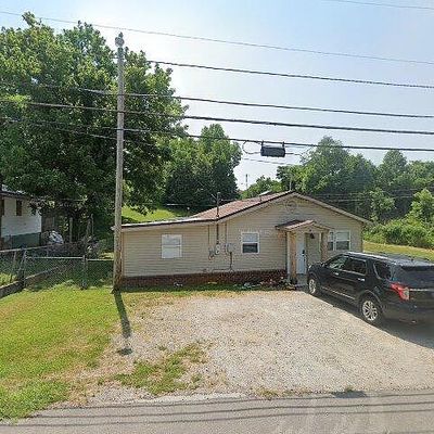 24 Hayes St, Sparta, TN 38583