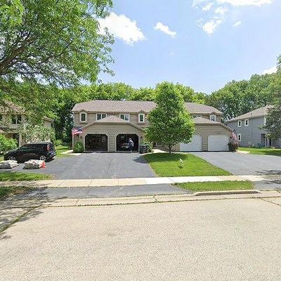 2415 Willowood Dr #A, Waukesha, WI 53188