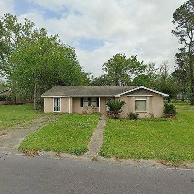 24619 High School St, Plaquemine, LA 70764