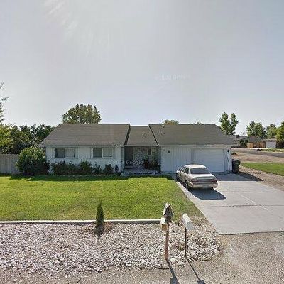 32 S Leroy Ln, Nampa, ID 83687