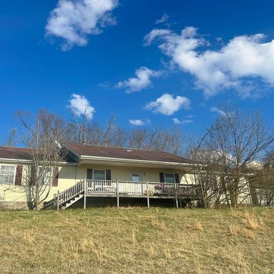 32 Tennessee St, Honaker, VA 24260