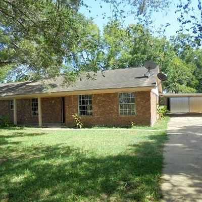 321 Hale Rd, Bay City, TX 77414