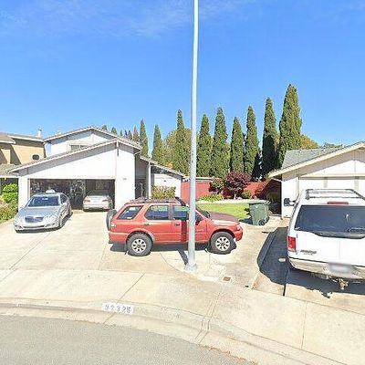 32325 Pegasus Ct, Union City, CA 94587