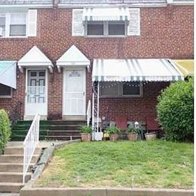 324 Mulberry St, Darby, PA 19023