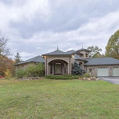 3270 Thornville Rd, Dryden, MI 48428