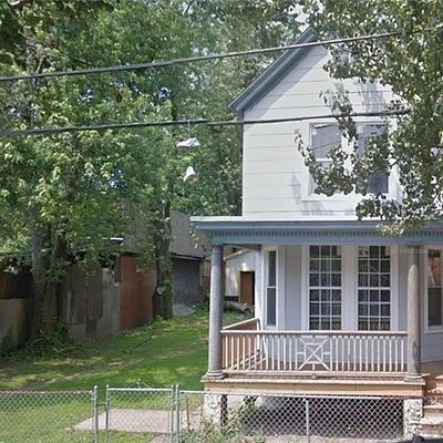 33 Carpenter Ave, Newburgh, NY 12550