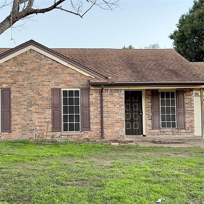 3301 Highlawn Ter, Fort Worth, TX 76133