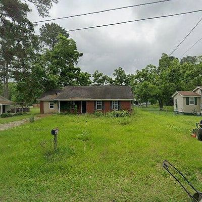 331 Pickron St Sw, Pelham, GA 31779