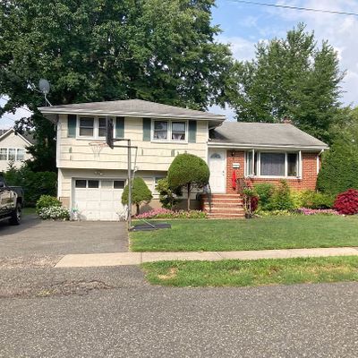 34 Clark St, Dumont, NJ 07628