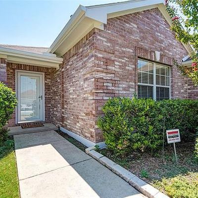 3520 Cripple Creek Trl, Roanoke, TX 76262