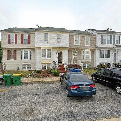 30 Denny Cir, Newark, DE 19702