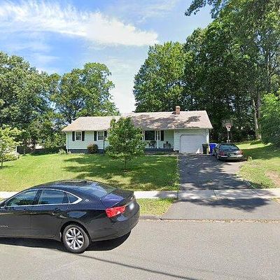 30 Manning Ln, East Hartford, CT 06118