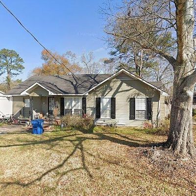 301 Leslie St, Denham Springs, LA 70726