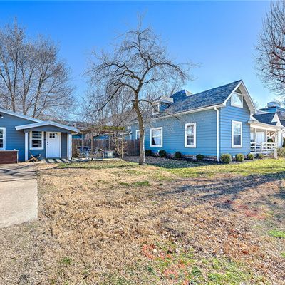 302 Nw B St, Bentonville, AR 72712