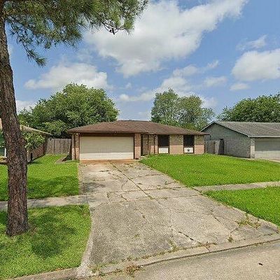 303 Leafwood Cir, League City, TX 77573