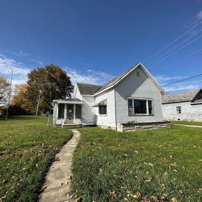 314 S Spring St, Hartford City, IN 47348