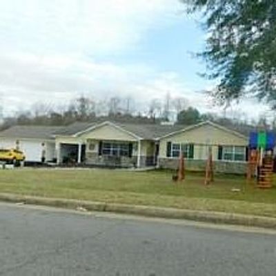 405 Travelers Rest Rd, Montezuma, GA 31063