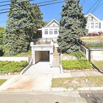 406 Greylock Pkwy, Belleville, NJ 07109