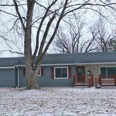 407 N Gray St, Sidell, IL 61876