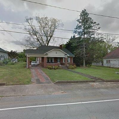 426 E Cedar Rock St, Pickens, SC 29671