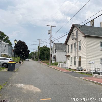 432 Main St, Somerset, MA 02726